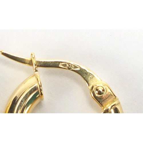 2720 - Pair of 9ct gold hoop earrings, 1.3cm in diameter, approximate weight 1.0g