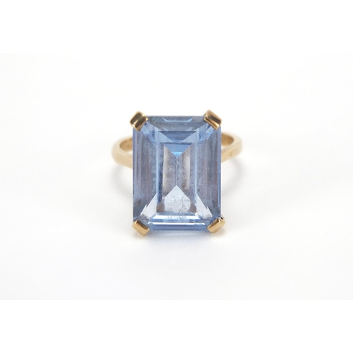 2780 - Large 9ct gold blue stone solitaire ring, size N, approximate weight 6.0g