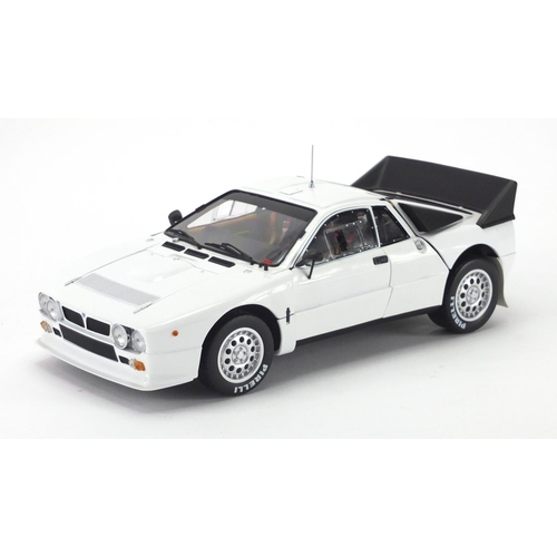 674 - Kyosho die cast Lancia rally car, with box scale 1:18, limited edition of 1200