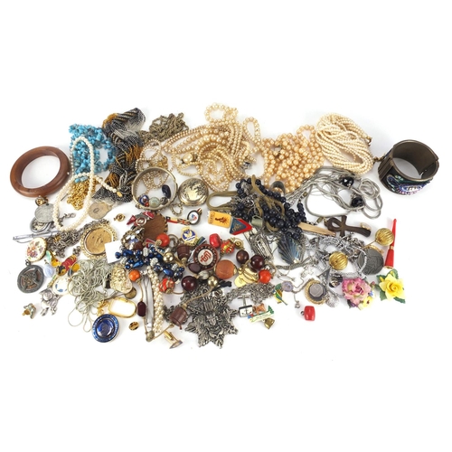 2810 - Costume jewellery including bangles, simulated pearls, polished stone necklaces and brooches