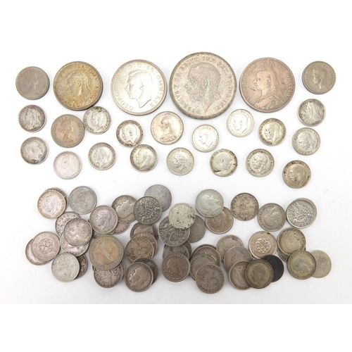 249 - Victorian and later British coinage including 1889 half crown and 1935 rocking horse crown, approxim... 