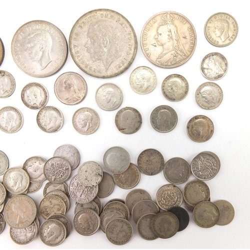 249 - Victorian and later British coinage including 1889 half crown and 1935 rocking horse crown, approxim... 