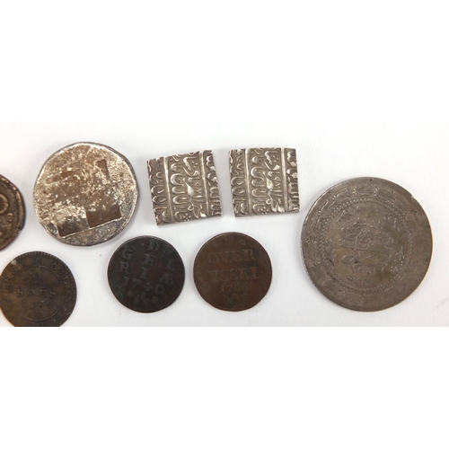 237 - Antique and later World coinage, some silver including 16th century Portuguese/Goa hammered example