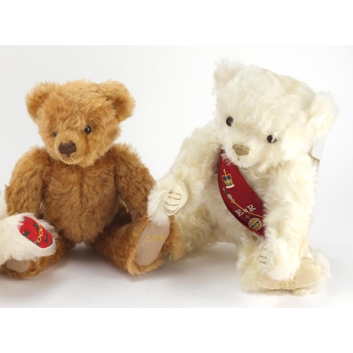 671 - Five Merrythought teddy bears with jointed limbs, with boxes including Regal Splendour and a Royal C... 