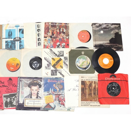 2579 - 45 RPM records including The Beatles, Ofra Haza and Bob Dylan