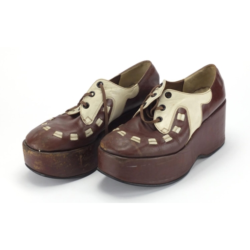 2165A - Pair of 1970's Novello platform shoes, no size