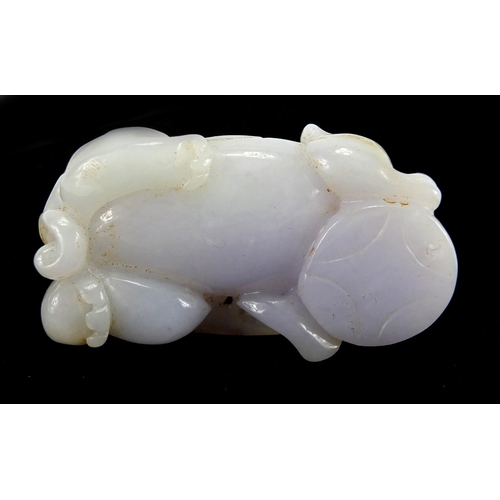 2509 - Chinese white jade carving of a lion, 5.5cm in length