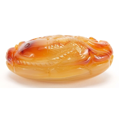 2502 - Chinese agate touch stone carved with a fish, 8cm in length