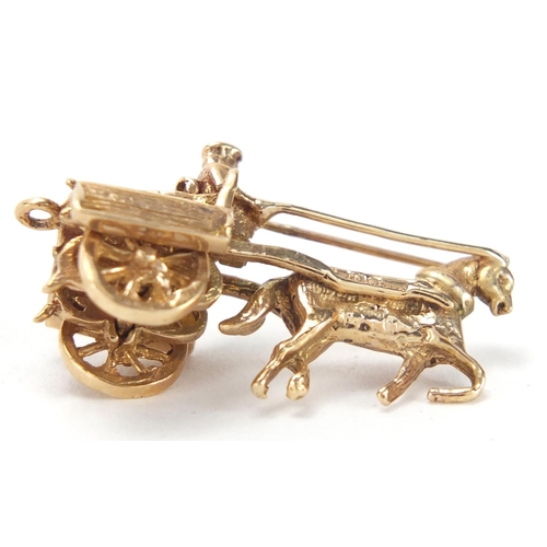 2642 - 9ct gold horse and carriage charm, 3cm in length, approximate weight 4.5g