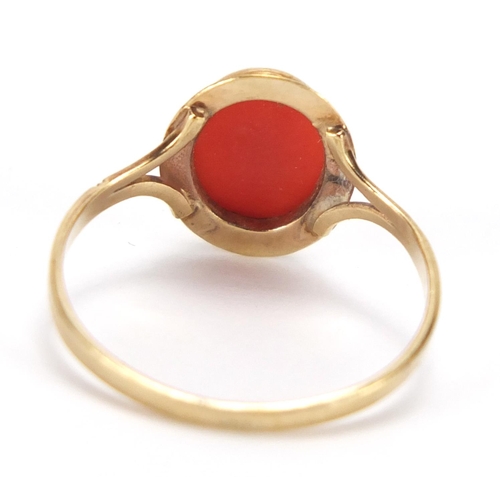 2795 - 9ct gold cabochon coral ring, size M, approximate weight 1.0g