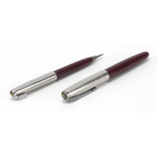 128 - Parker 51 fountain pen and pencil writing set with case