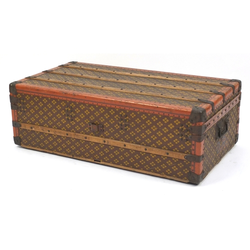 2104 - Mid 20th century French cabin trunk by Aux Etats Unis, 33cm H x 101cm W x 55cm D