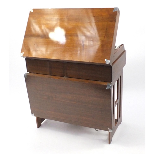 48 - Pearl River oak organ