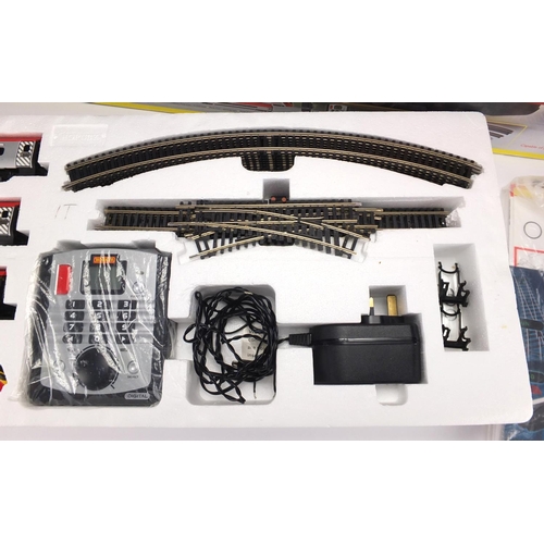 521 - Hornby Virgin Trains Pendolino Digital OO gauge train set, with box