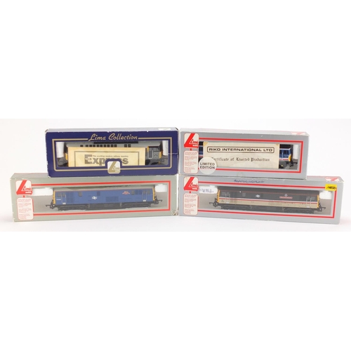 526 - Four Lima OO gauge locomotives with boxes, Ashford 150, Watercress Line 73005, City of Portsmouth 73... 