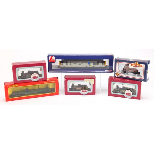 528 - OO gauge model railway with boxes comprising three Dapol locomotives, Boxhill, LBSC & Southern, Bach... 