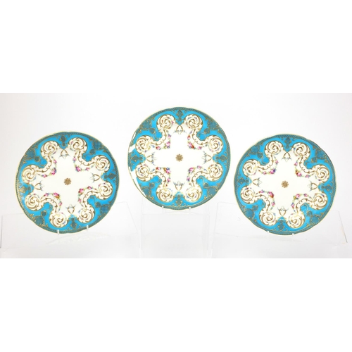 833 - Set of six Victorian Minton's cabinet plates, each hand painted with flowers and foliage within a gi... 