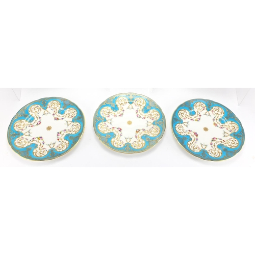 833 - Set of six Victorian Minton's cabinet plates, each hand painted with flowers and foliage within a gi... 