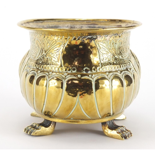 94 - 18th century oval engraved brass planter of small proportions, with tin liner on paw feet, 12.5cm H ... 