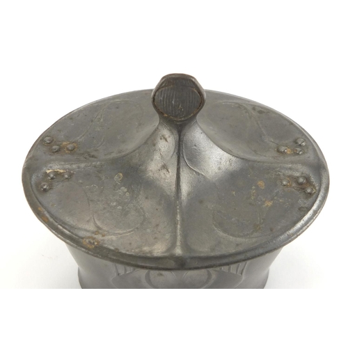 1029 - German Art Nouveau pewter pot and cover by Kayserzinn, with stylised floral motifs, factory marks an... 