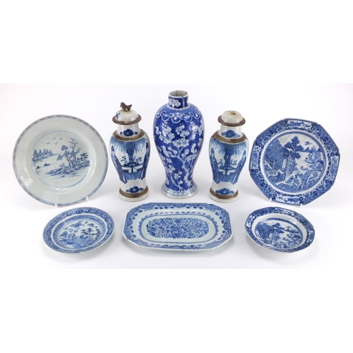 555 - Chinese porcelain including blue and white baluster vase and blue and white dishes, the largest 27.5... 