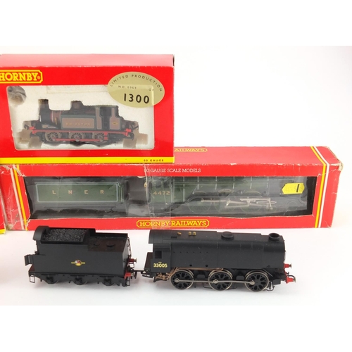 513 - Hornby OO Gauge model railway, most with boxes including R2799 Brighton locomotive, R2275A Dean Good... 