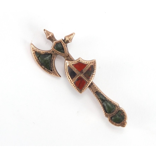 1068 - Scottish unmarked gold and hardstone axe and shield brooch, 5cm in length, approximate weight 3.8g