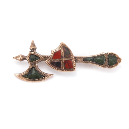 1068 - Scottish unmarked gold and hardstone axe and shield brooch, 5cm in length, approximate weight 3.8g