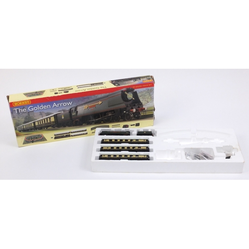 522 - Hornby OO Gauge The Golden Arrow model train set, with box