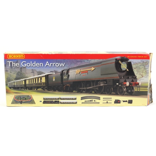 522 - Hornby OO Gauge The Golden Arrow model train set, with box