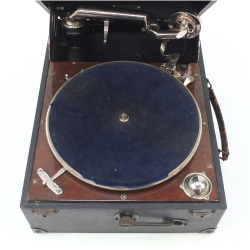 2267 - Columbia Gramophone Company portable gramophone, model number 202