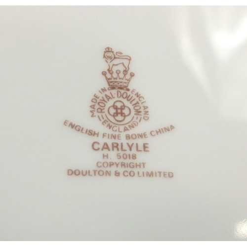 2170 - Royal Doulton Carlyle tea and dinnerware including plates, cups and saucers