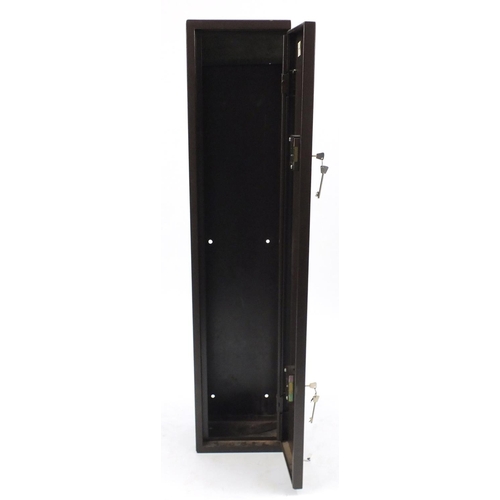 2145 - Metal floor standing gun safe/cabinet, 135cm high