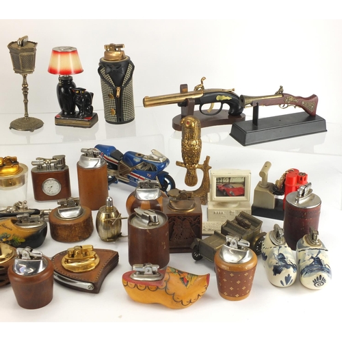 2214 - Vintage and later table lighters including Ronson