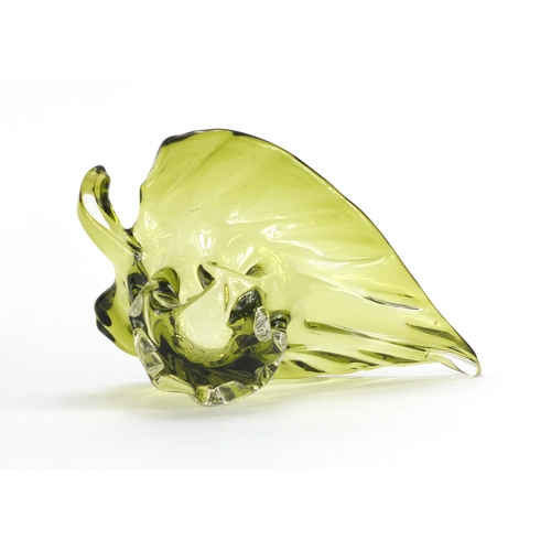 2257 - Murano glass leaf design center bowl, 34cm wide