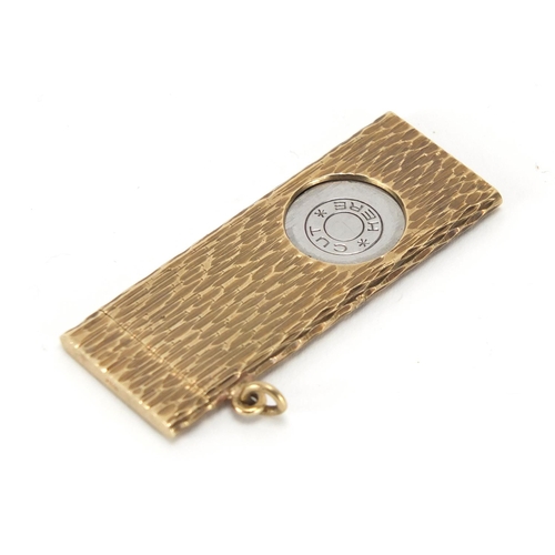 2573 - 9ct gold cigar cutter with suspension loop, 5.5cm in length, approximate weight 22.0g