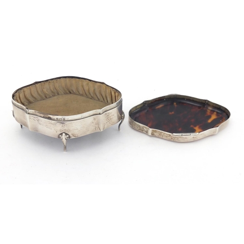 2495 - Silver and tortoiseshell four footed jewel box, with hinged lid, by Levi & Salaman, Birmingham 1919,... 