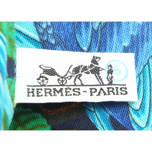 2436 - Hermes printed cotton tote bag, 44.5cm wide