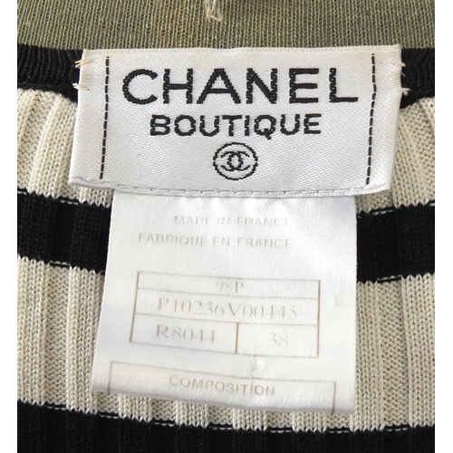 2442 - Chanel Boutique cotton cardigan, size 38