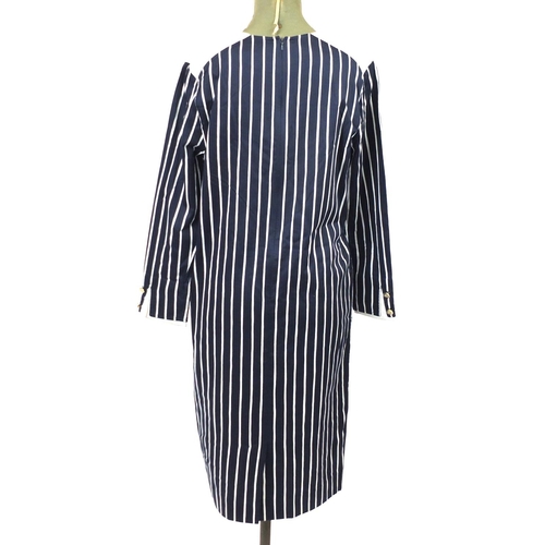 2448 - Vintage Burberry cotton shift dress, size 8