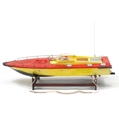 2402 - Large wooden remote control speed boat, 96cm in length