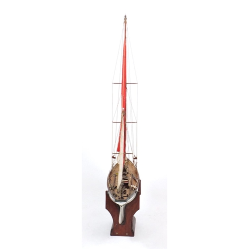 2398 - Large wooden electric remote control pond yacht - Dorade, 78cm in length