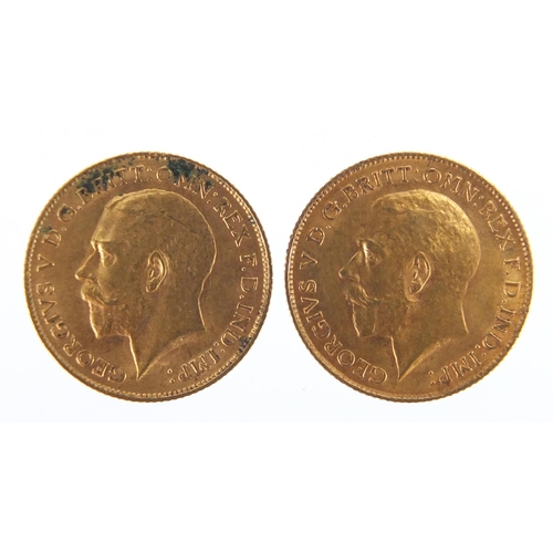 2598 - Two George V gold half sovereigns, 1911 and 1912