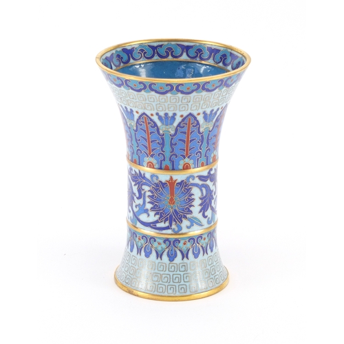 2120 - Good quality Chinese cloisonné vase, enamelled with flower heads, with box, 15.5cm high