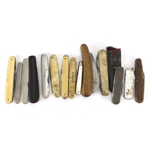 584 - Vintage pocket knives including horn and ivorine examples