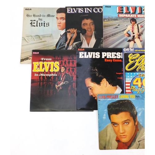 138 - Group of Elvis vinyl's including Christmas album, Easy Come Easy Go and Elvis in Memphis