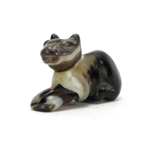 397 - Chinese agate carving of a recumbent cat, 7cm in length