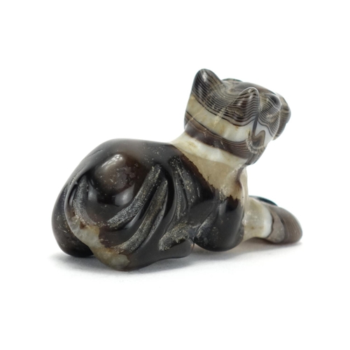 397 - Chinese agate carving of a recumbent cat, 7cm in length