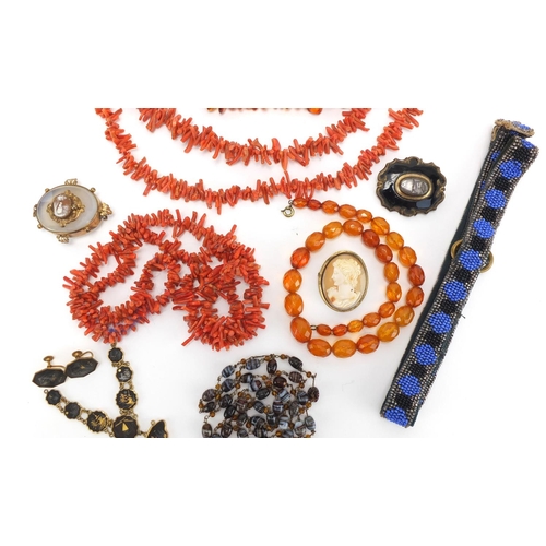 801 - Antique and later jewellery including agate and coral necklaces, cameo brooch and  Komai Damascene  ... 