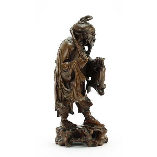 380 - Good Chinese root carving of a fisherman, 32cm high